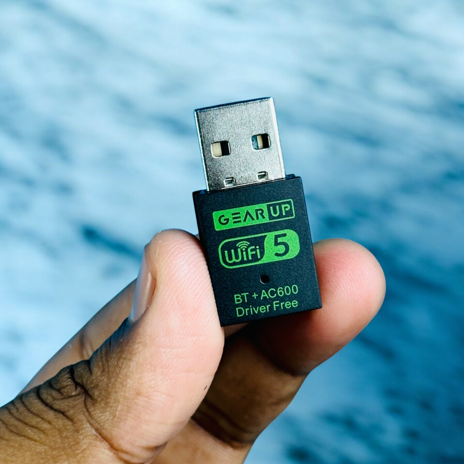GearUP-600Mbps-Dual-Band-WiFi-Bluetooth-Adapter-2.png