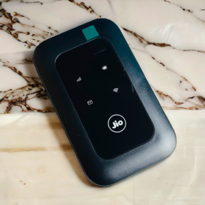 Original Jio 4G LTE MF680s Portable Pocket Router